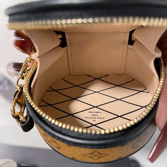 (((SOLD)))  **AUTHENTIC** 2019 Monogram Reverse Boite Chapeau Necklace - Picture 6 of 11